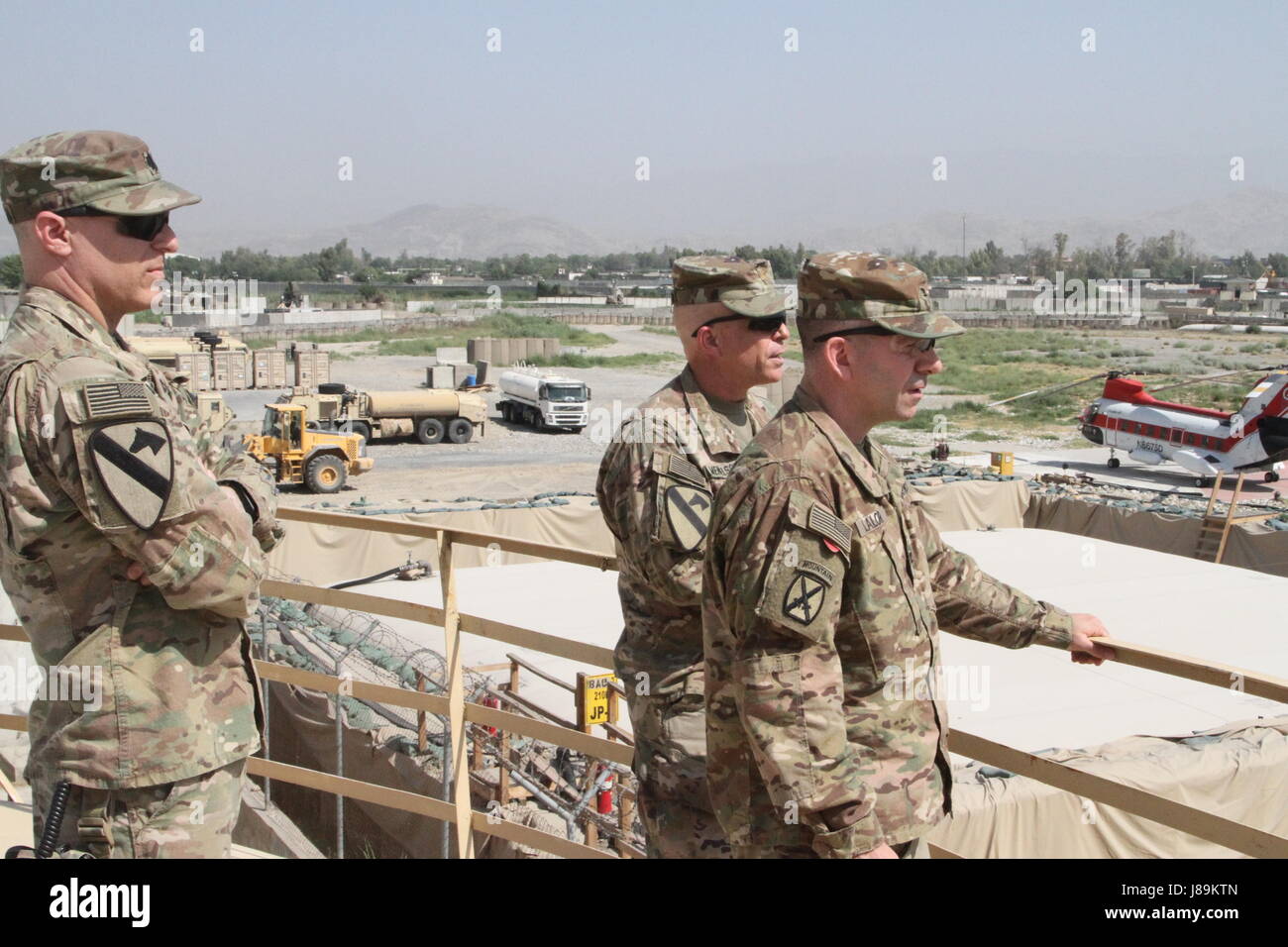 1st Armored Division Resolute Support Sustainment Brigade command team ...