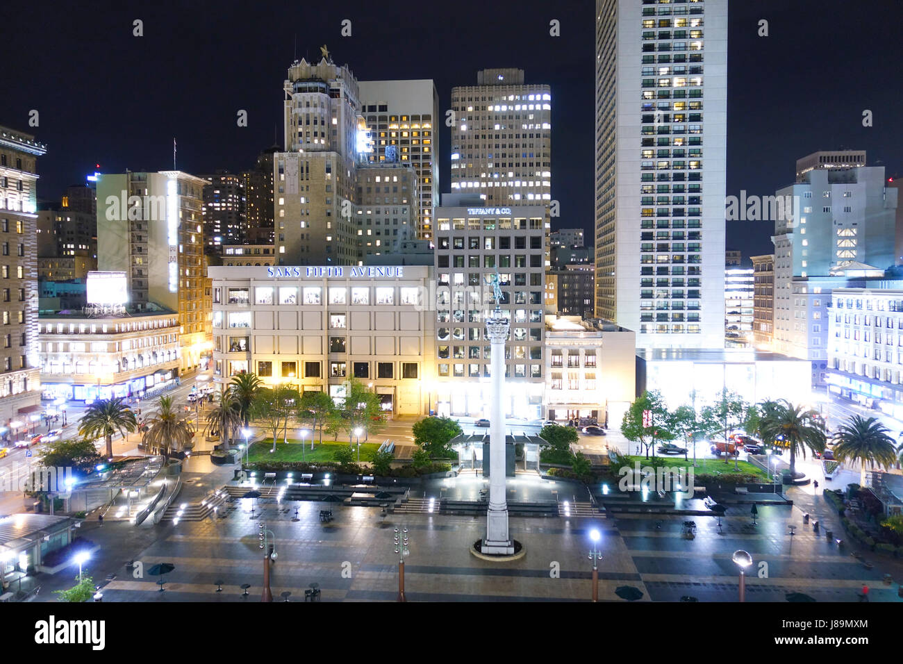 Popular place in San Francisco - The Union Square at night - SAN ...