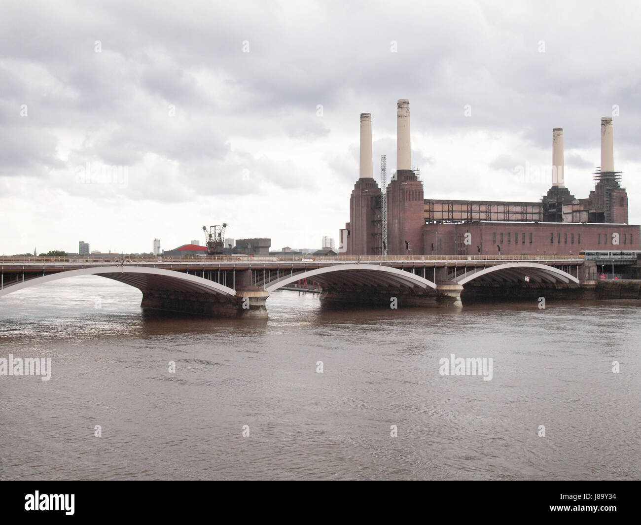 station, city, town, energy, power, electricity, electric power, london