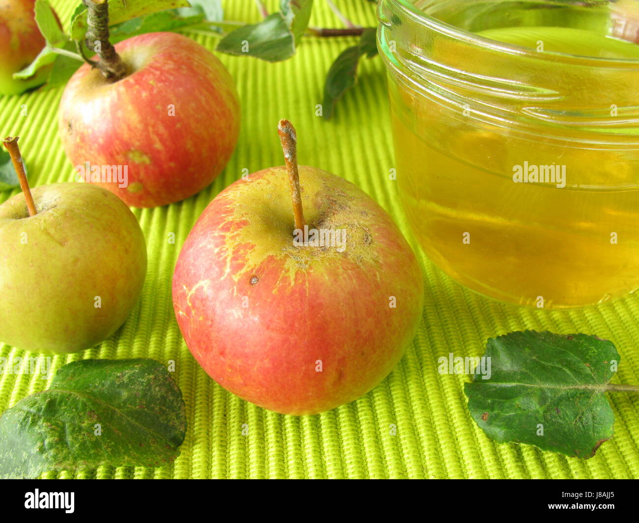 apples, apple, jelly, apple jelly, sweetly, progenies, fruits, fruit