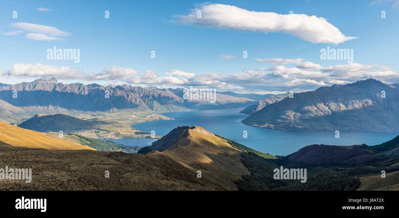 View of Lake Wakatipu and Mountain Range The Remarkables, Ben Lomond, Southern Alps, Otago, South Island, New Zealand Stock Photo