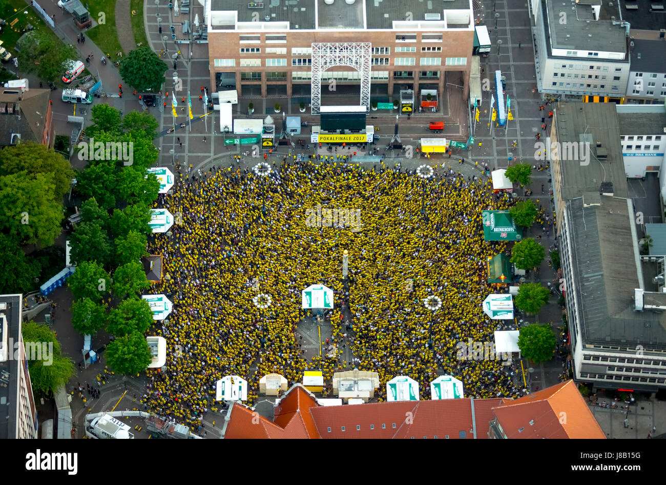 Friedensplatz und dortmunder rathaus hires stock photography and images Alamy