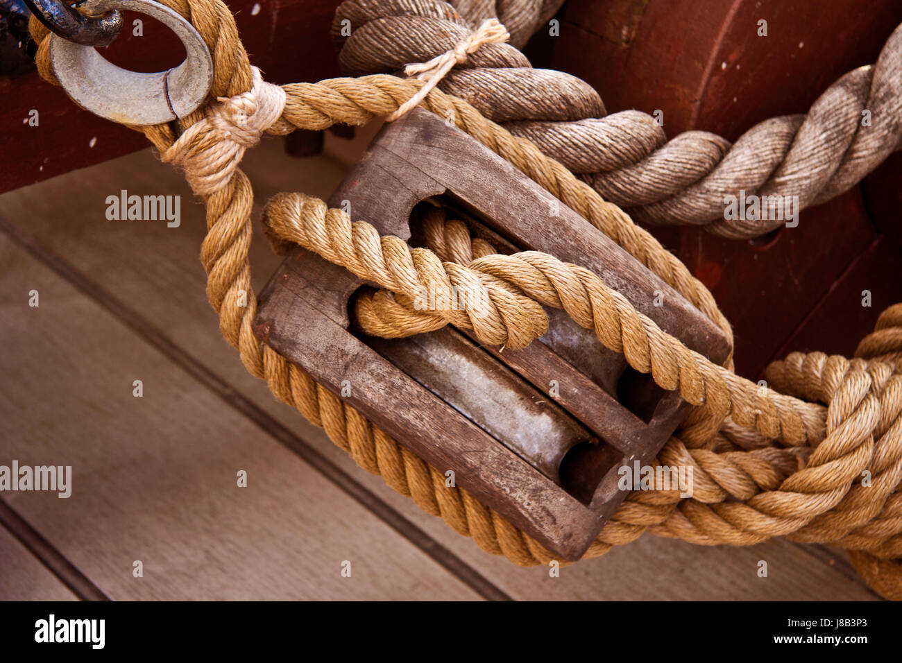 rope, old, pulley, hessian, sailing, twist, knot, tie, detail, tackle