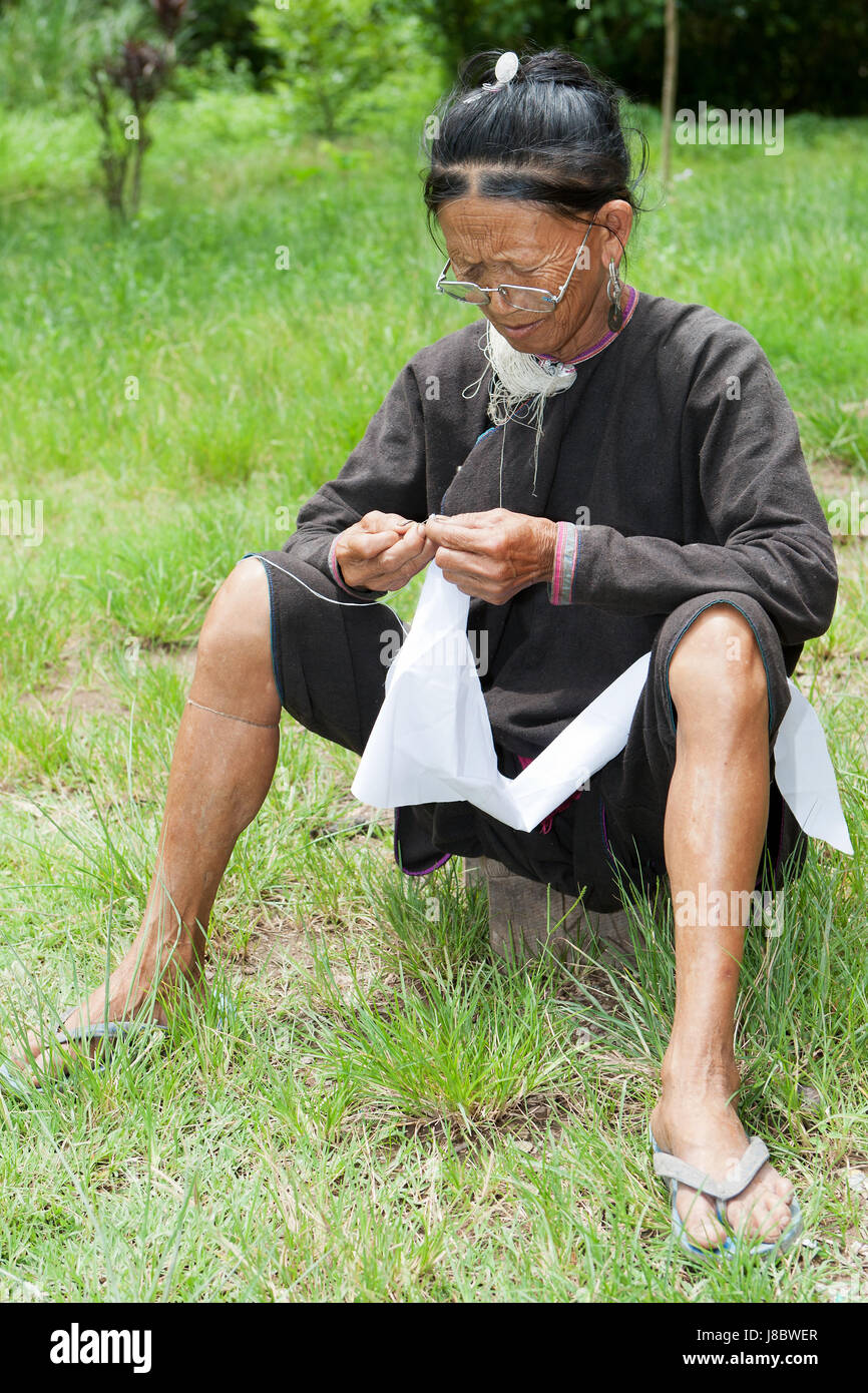 woman, seniort, sew, handicraft, needlework, to approach, woman, culture, asia, Stock Photo