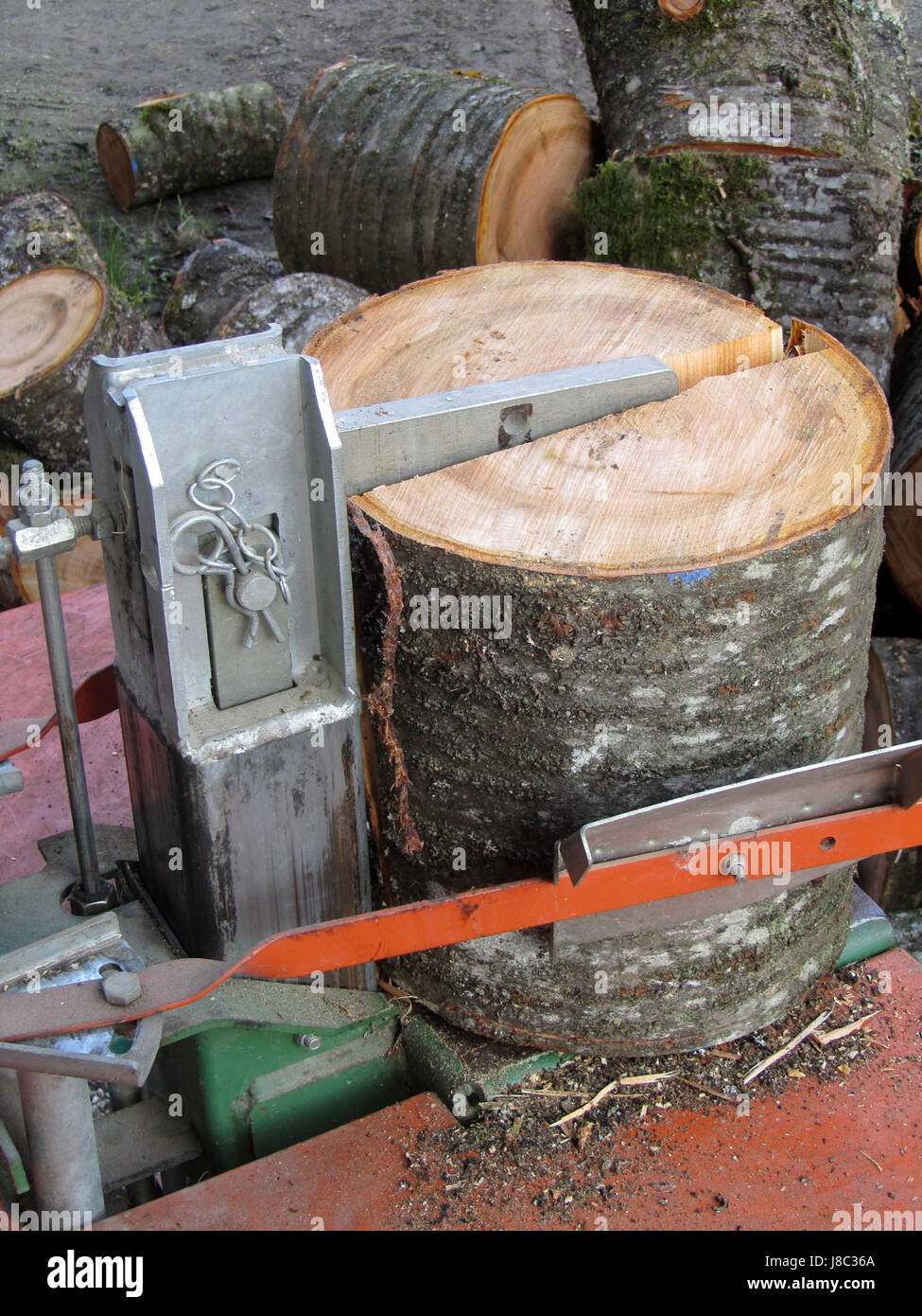 tree, wood, snag, split, cut to size, woodcarving, tool, tree, garden, wood, Stock Photo