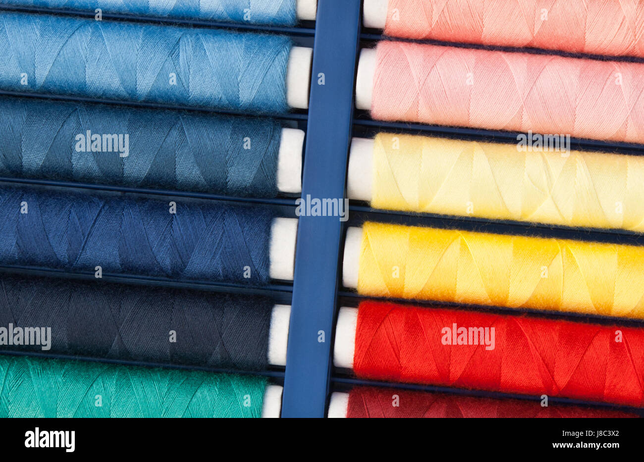 Sewing machine set up hires stock photography and images Alamy