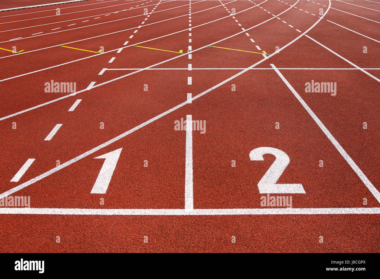 Starting block track number hi-res stock photography and images - Alamy
