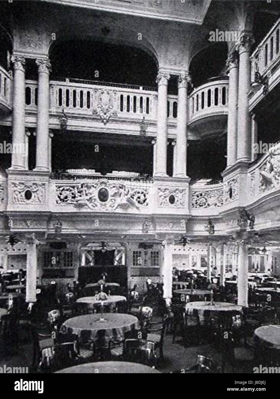 First Class Dining Room of the SS Kronprinzessin Cecilie Stock Photo