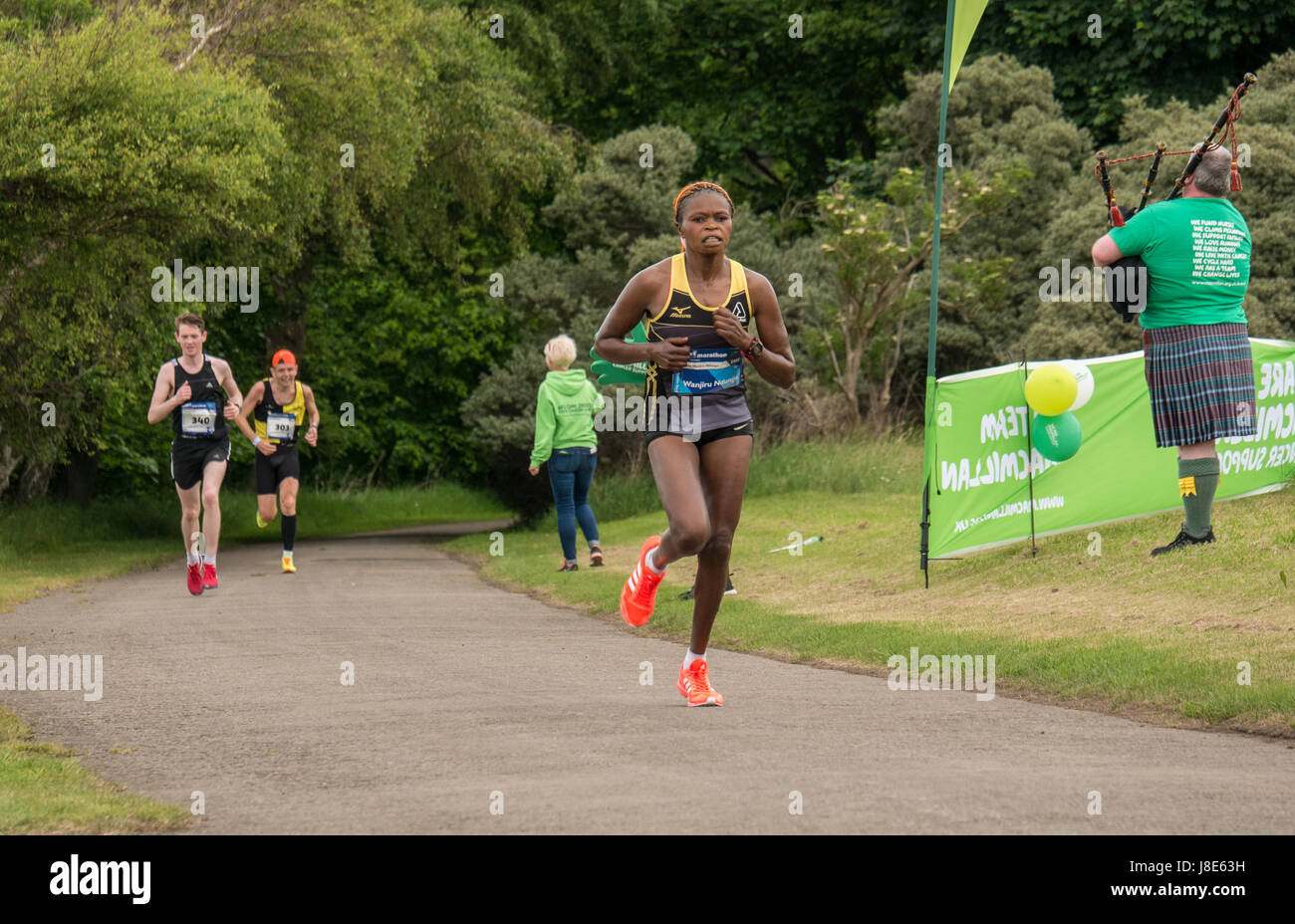 Gosford Estate, East Lothian, Scotland, UK. 28th May, 2017. Kenyan top female runner Pennina Wanjiru Ndungu at the Edinburgh Marathon Festival 2017 in Gosford Estate at Mile 18 Stock Photo