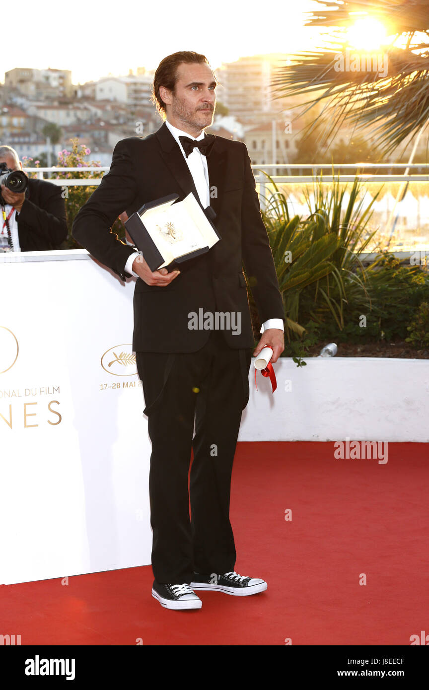 Cannes Frankreich 28th May 2017 Joaquin Phoenix Winner Of The