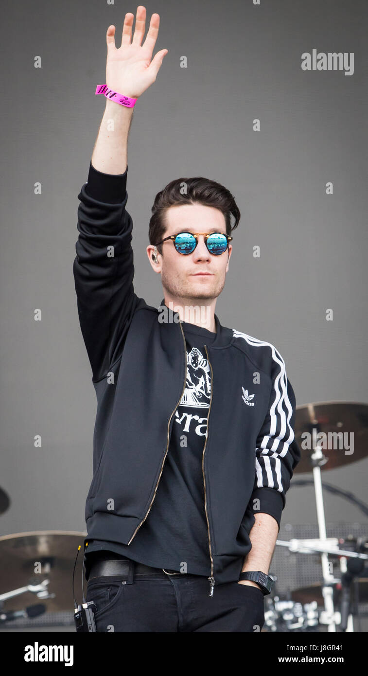 Bastille lead vocalist Dan Smith performs during a collaboration with ...