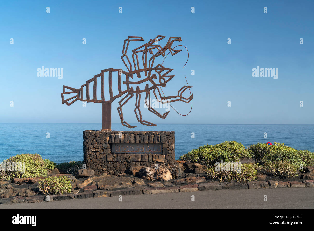 Krebs als Symbol,  Jameos del Agua, Haria, Insel Lanzarote, Kanarische Inseln, Spanien |  crab symbol, Jameos del Agua, Haria, Lanzarote, Canary Islan Stock Photo
