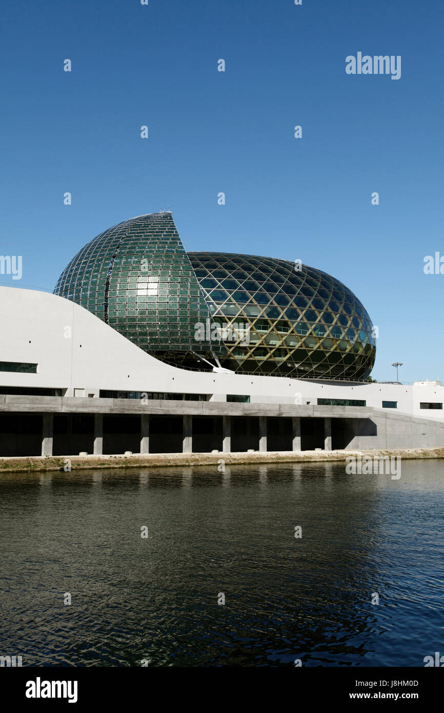 Island of Seguin.  View from The Cité musicale de l’ile Seguin, Boulogne-Billancourt. Paris, France. New Concert Hall. Opened April 2017. Stock Photo