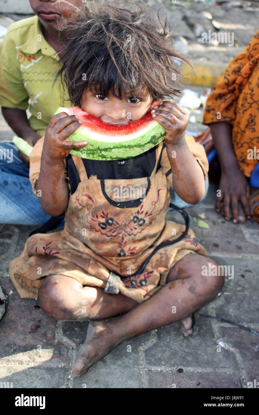 asia, hunger, india, small, tiny, little, short, hungry, innocent, dirty, bite, Stock Photo