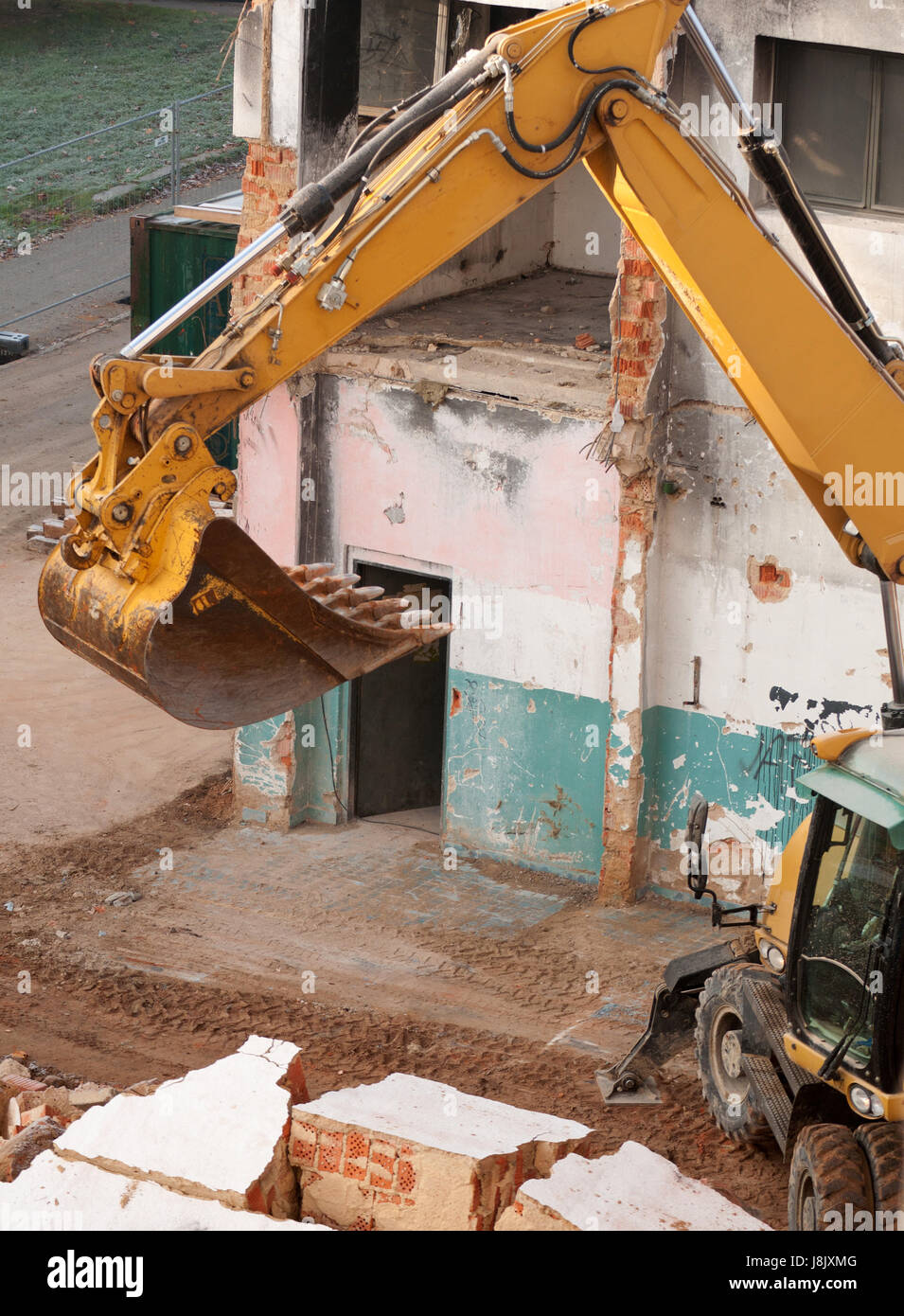 house, building, build, industry, industrial, machinery, energy, power ...
