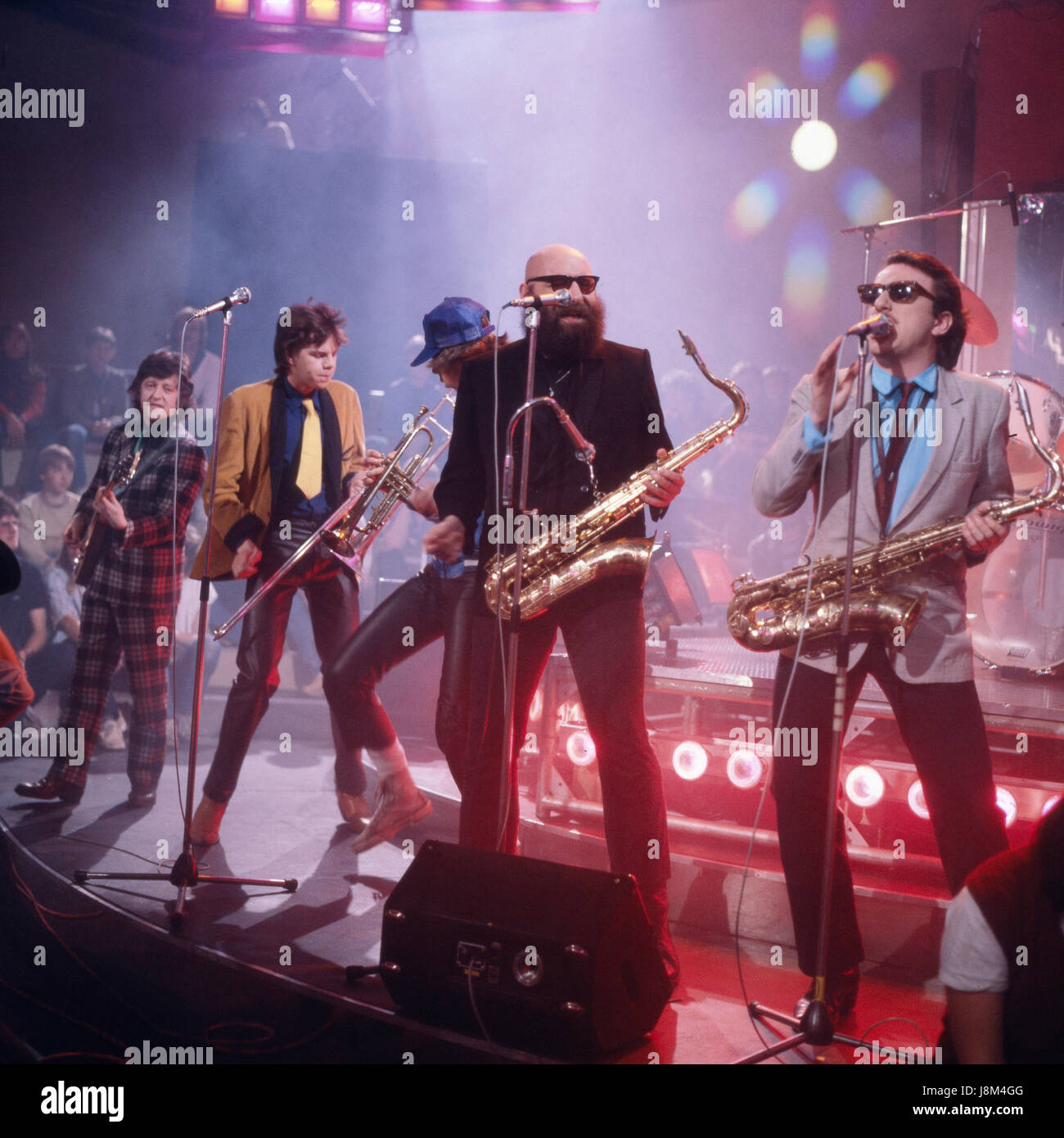 Band "Supercharge" um Albie Donnelly bei einem Auftritt, Deutschland