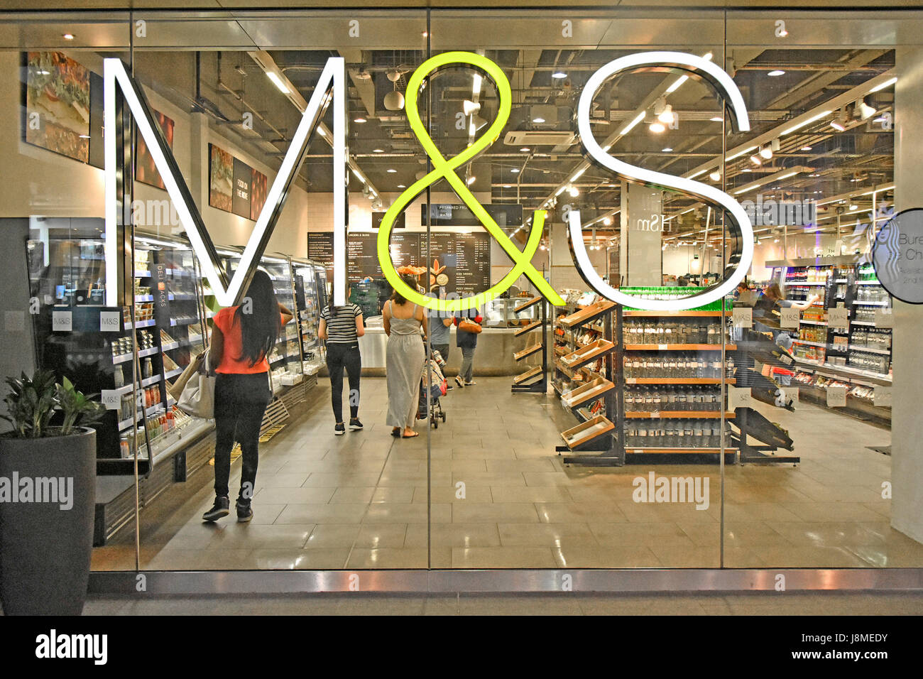 Marks spencers food hall hires stock photography and images Alamy