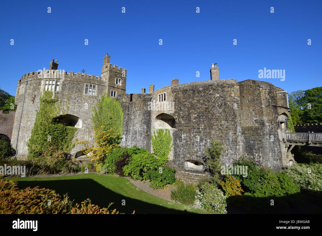 Beauchamp castle hires stock photography and images Alamy