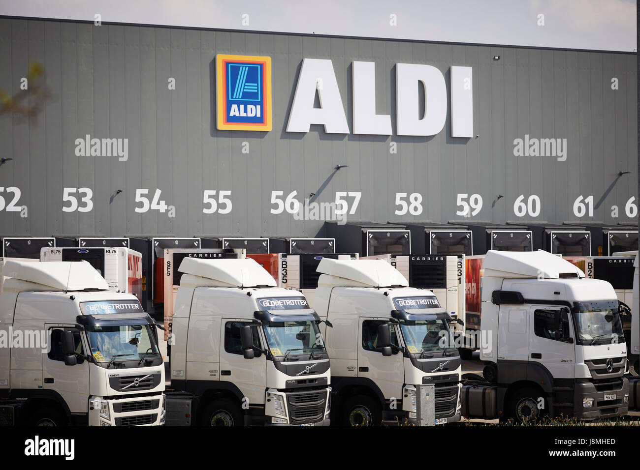 Aldi distribution centre High Resolution Stock Photography and Images