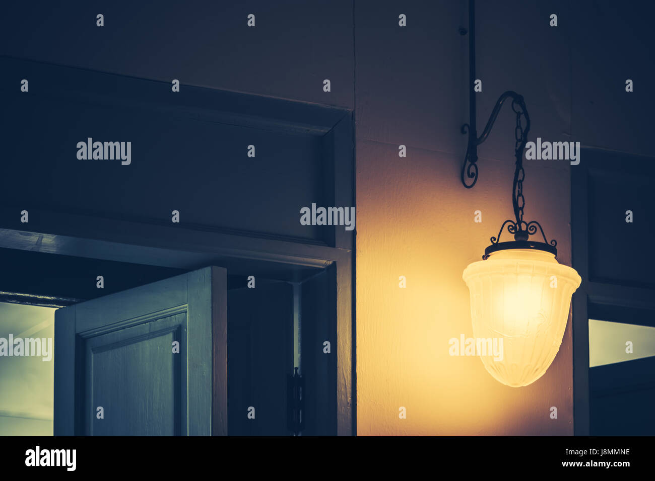 Old light bulb tone vintage for background Stock Photo Alamy