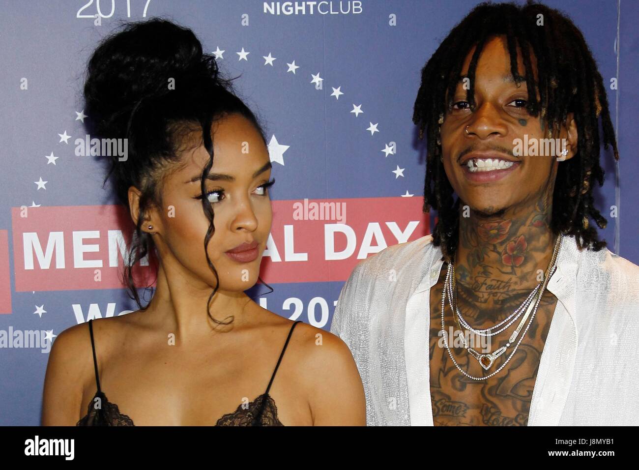 Girlfriend wiz 2018 khalifa