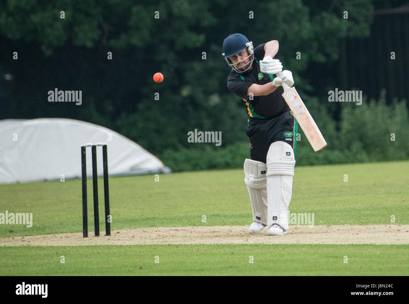 Brentwood, Essex, 29h May 2017. T20 Cricket match Brentwood Buccaneers vs Harold Wood at the Old County Ground, Brentwood, Brentwood won by 10 wickets Credit: Ian Davidson/Alamy Live News Stock Photo
