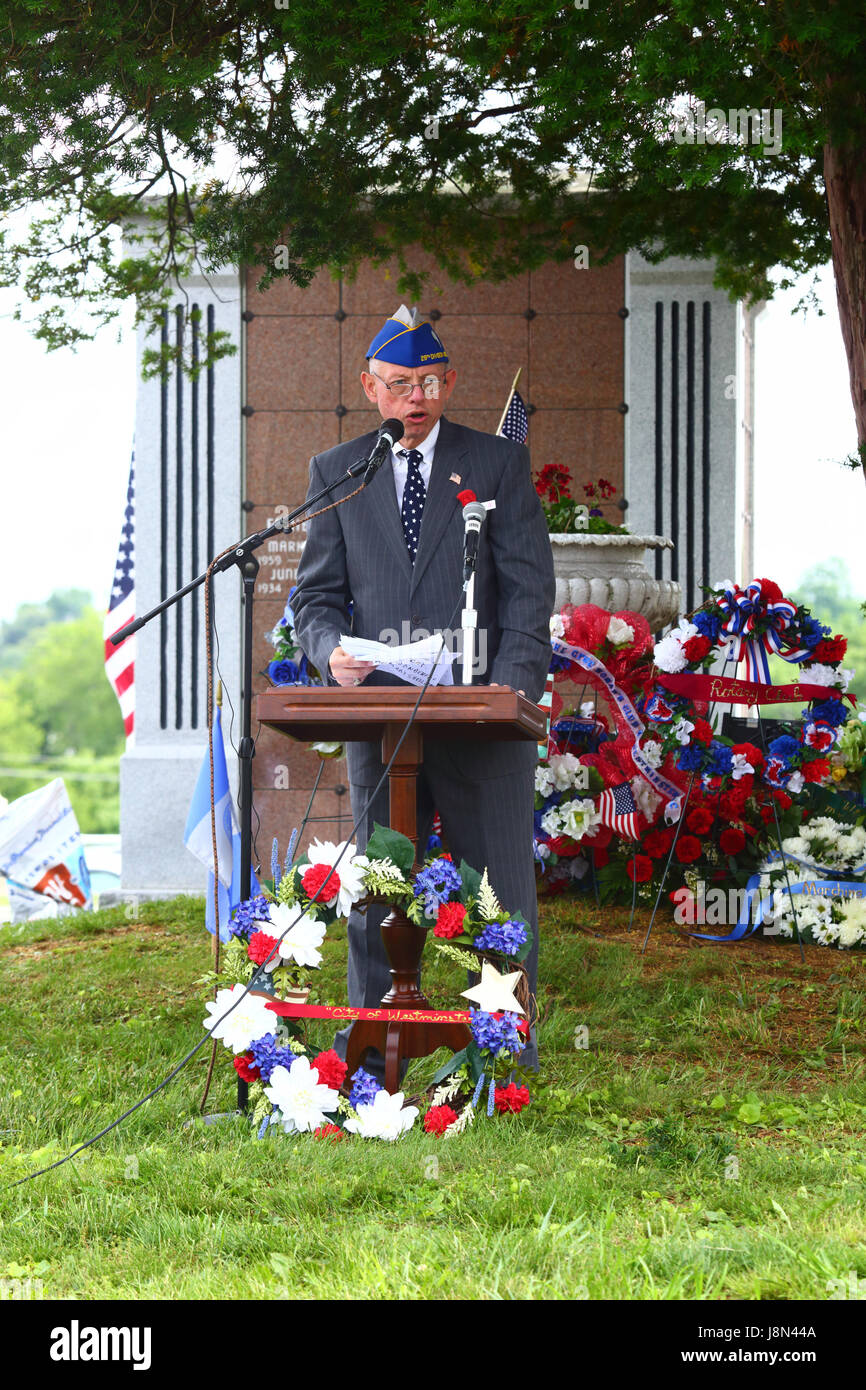 Westminster, Maryland, USA. 29th May, 2017. Haven N Shoemaker (Delegate for the State of Maryland) gives a speech during official events for Memorial Day, a federal holiday in the United States for remembering those who died while serving in the country's armed forces. Credit: James Brunker/Alamy Live News Stock Photo