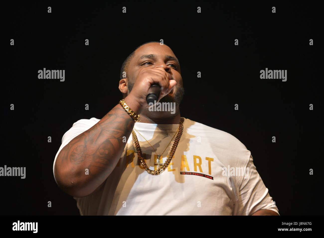 Miami, FL, USA. 28th May, 2017. Actor/comedian Fat & Funny performs ...
