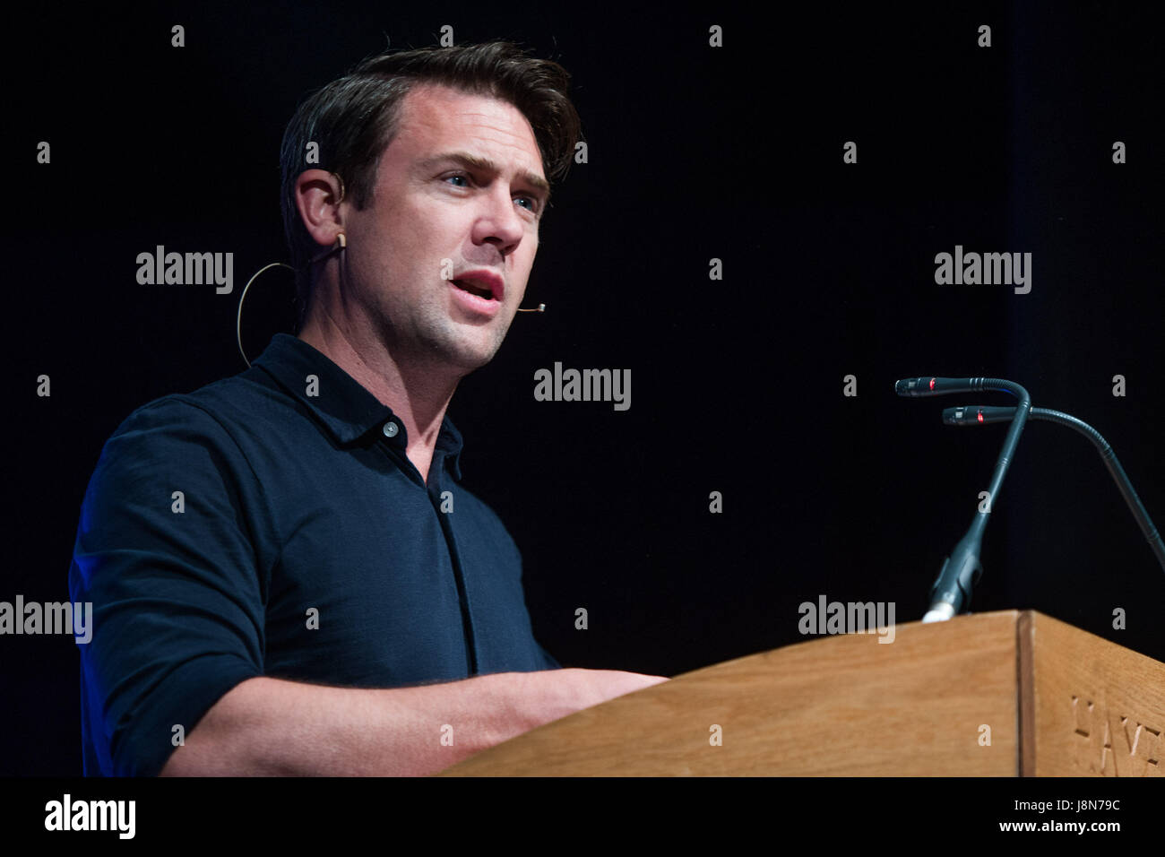 Hay-on-Wye, UK. 30th May, 2017. Welsh writer and poet OWEN SHEERS talking about issues surrounding masculinity and the ideas of a "man's world" on the 6th day of the 2017 Hay Festival, in the small Welsh town of Hay on Wye in rural Powys. Now in its 30th year, the literature festival draws some of the best writers, academics and commentators from across the globe, and tens of thousand of visitors a day to what was described by former US president Bill Clinton as "the woodstock of the mind" Photo credit Credit: Keith Morris/Alamy Live News Stock Photo