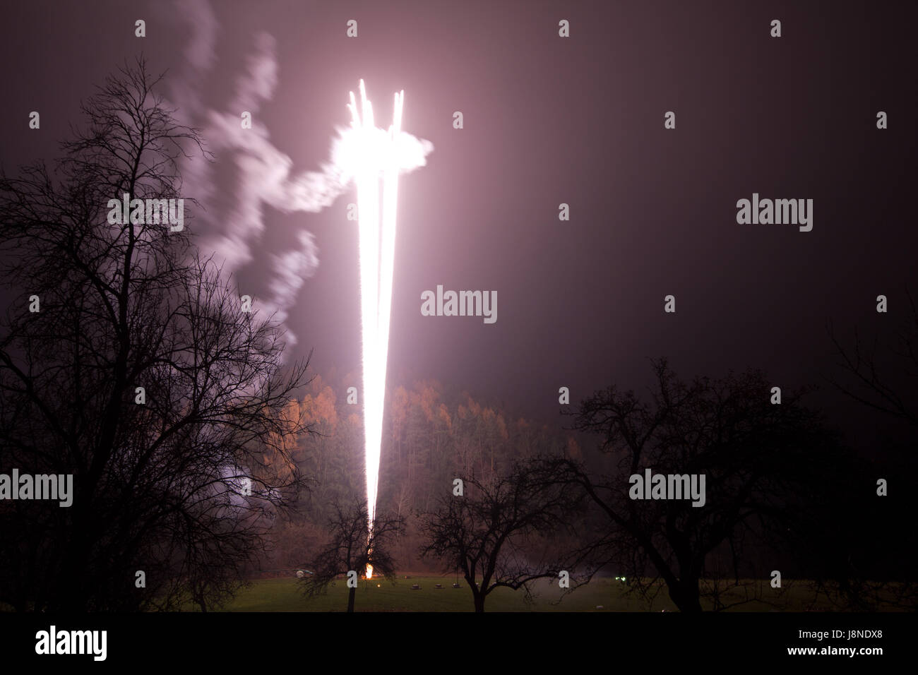 long-term exposure, silvester, New Years eve, new year, rocket, cheers, Stock Photo