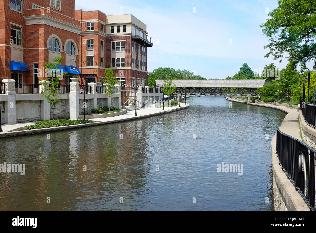 Naperville illinois hi-res stock photography and images - Alamy