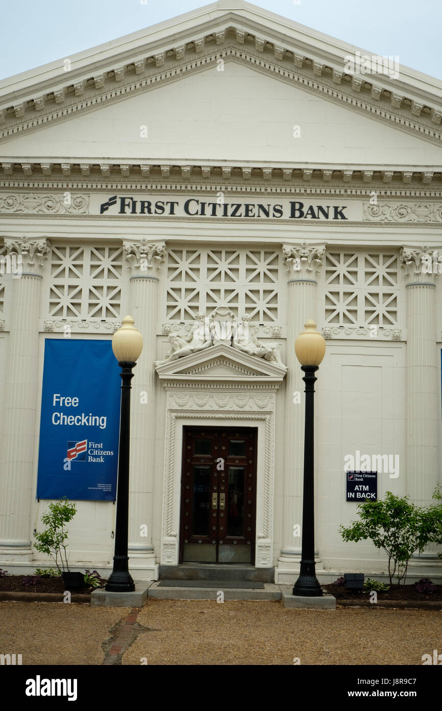 First Citizens Bank, Bank of Warren building, 305 East Main Street, Front Royal, Virginia Stock Photo
