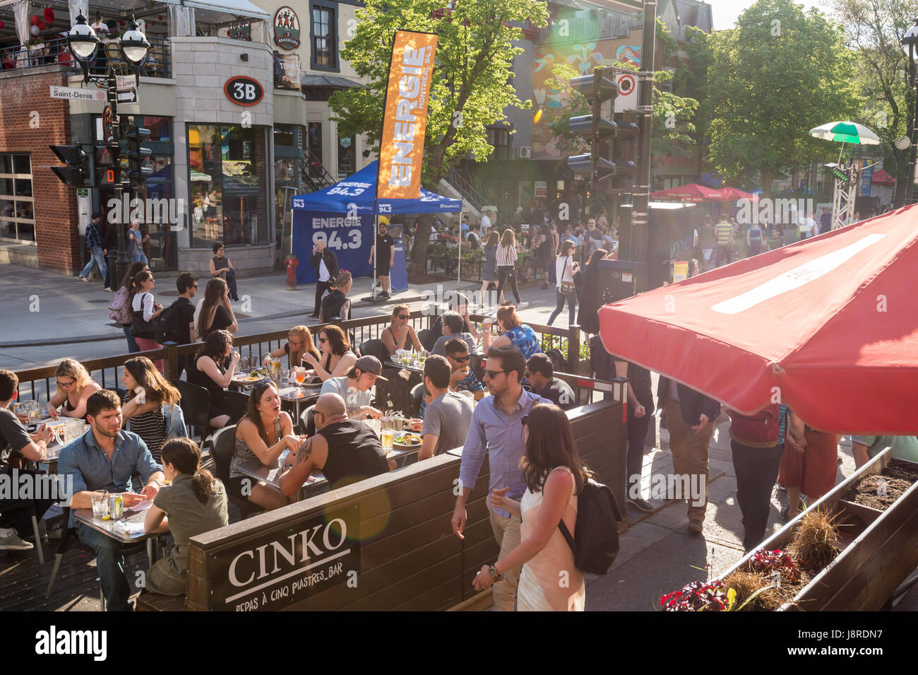 Tim Hortons - Le Quartier Latin