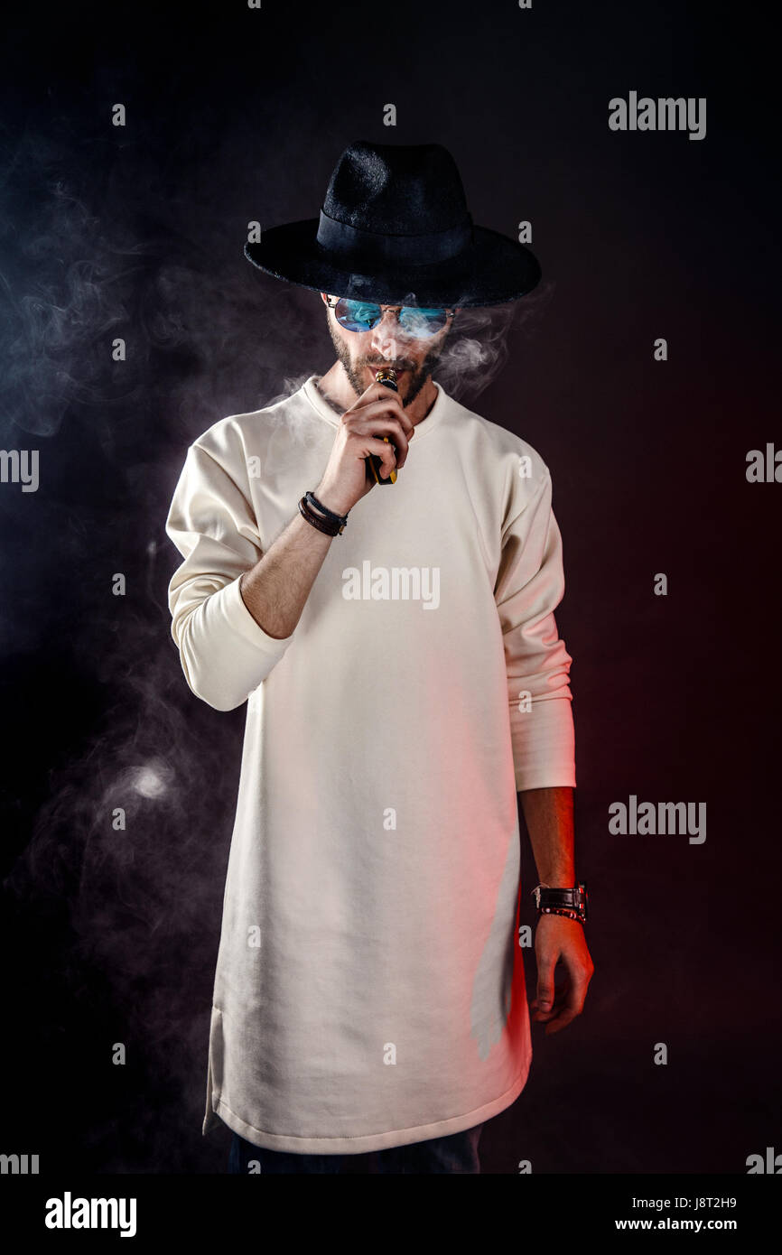 Man vaping hi-res stock photography and images
