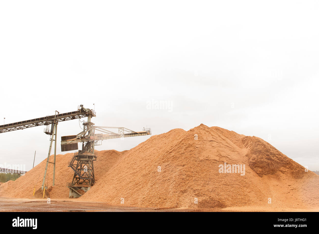 Wood Chip High Resolution Stock Photography and Images Alamy