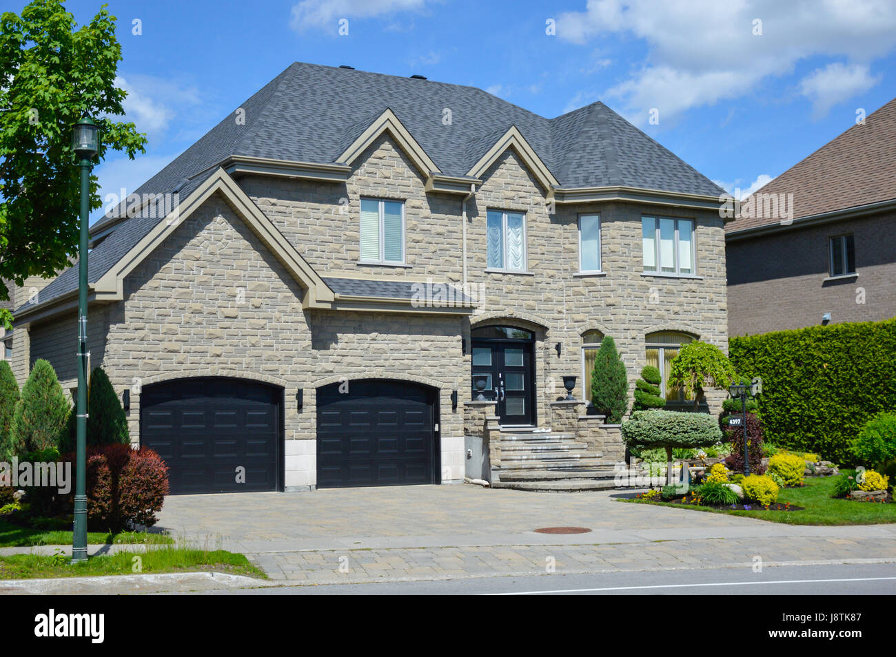 Cost Of Homes In Montreal Canada at Candida Jackson blog