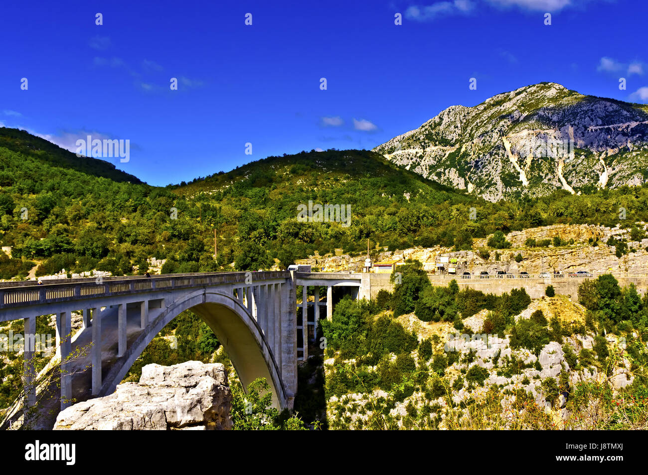 Bridge En Rocks bridge and rocks Stock Photo - Alamy