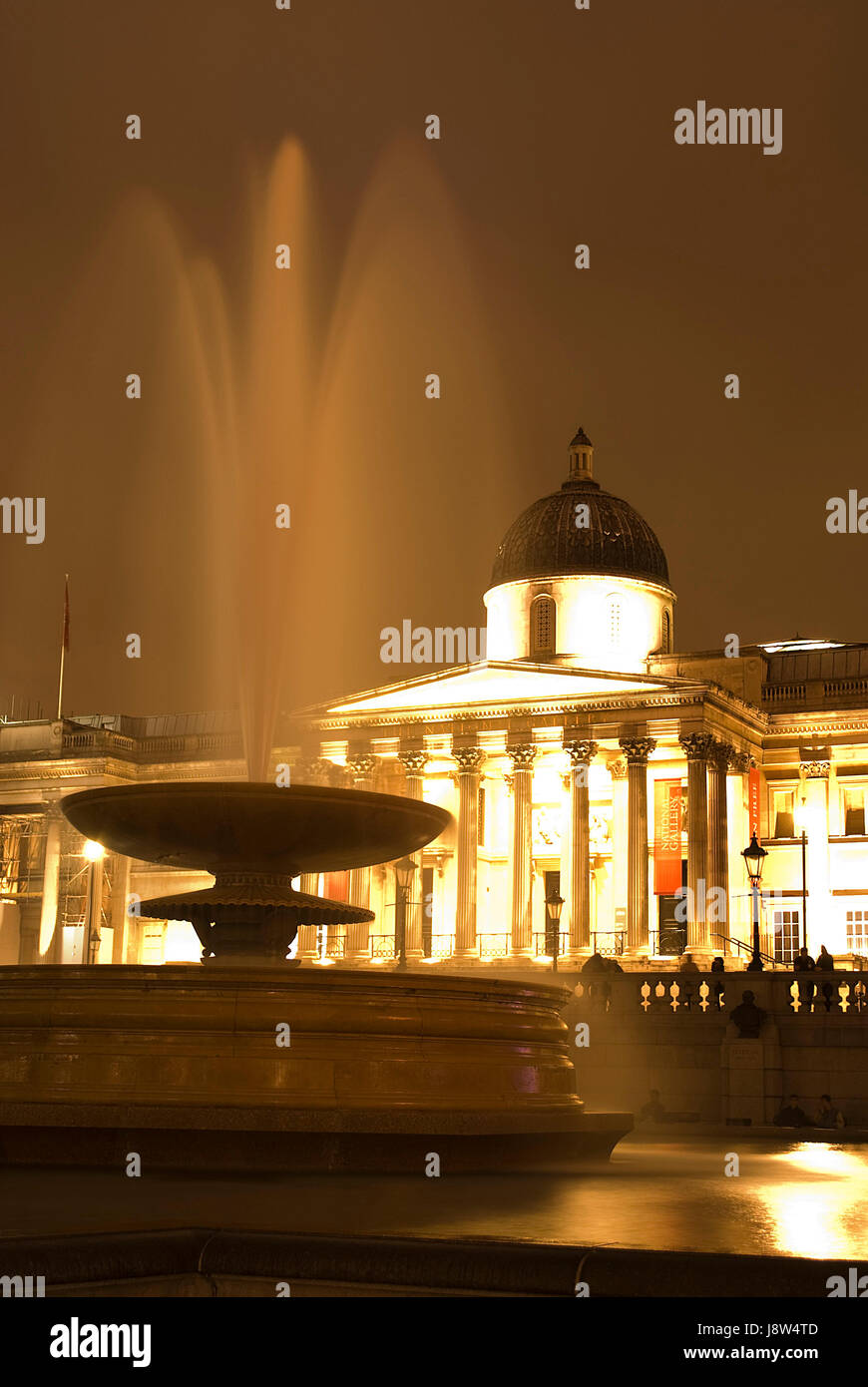 night, nighttime, fountain, square, london, england, gallery, water, blue, Stock Photo
