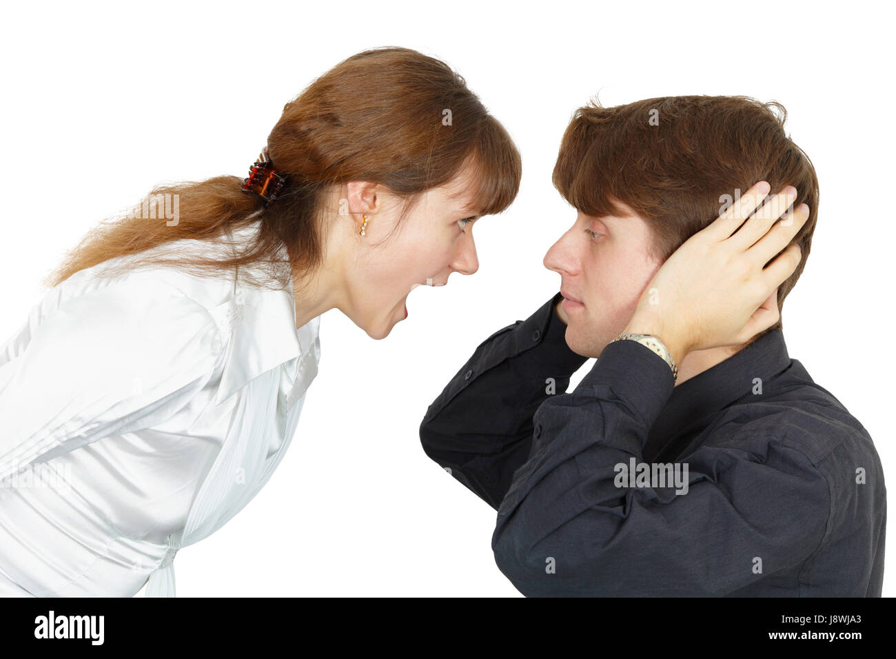 Типы детского плача. Девушка кричит. Причины плача новорожденного ребенка. Кричащая женщина в профиль. Типы кричат.