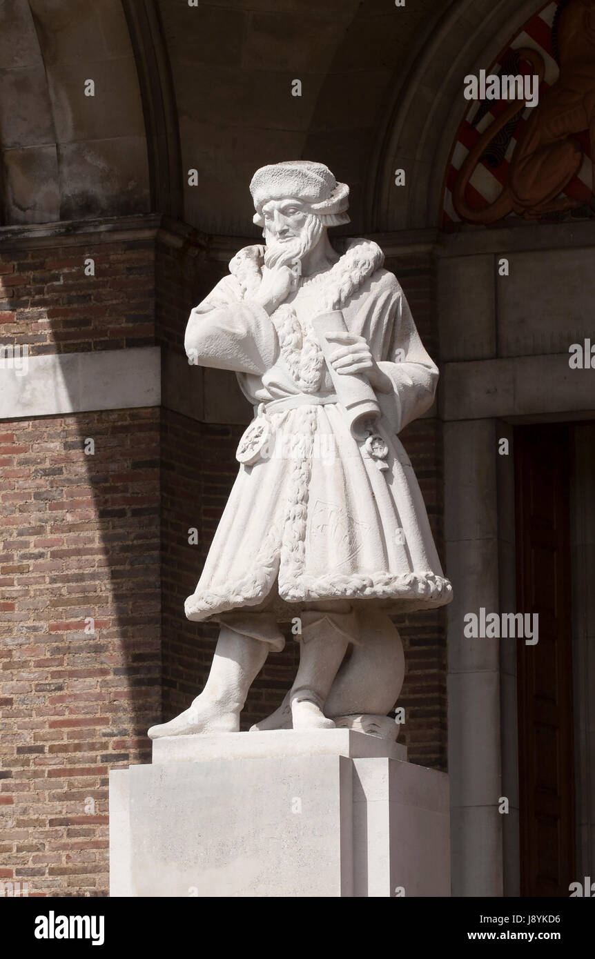 Statue of John Cabot (by Sir Charles Wheeler), outside City Hall, College Green, Bristol Stock Photo