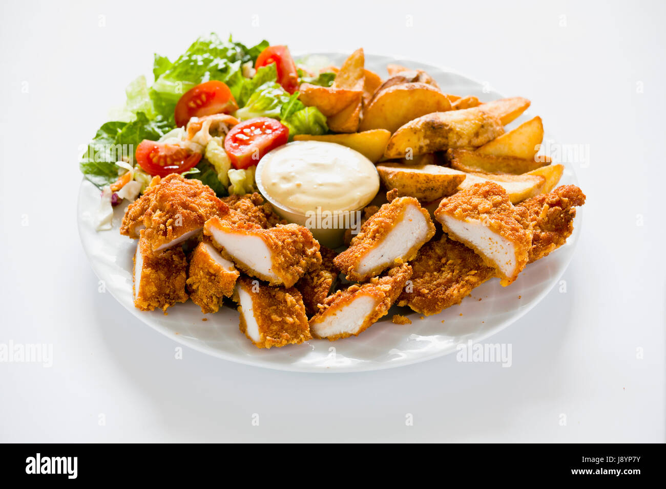 green, plate, food, dish, meal, chicken, lunch, supper, dinner, tomato