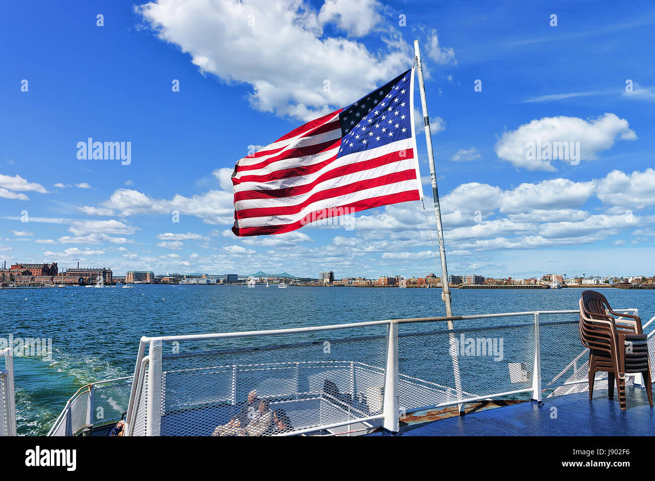 Boston, MA USA - Shopping Mall Store Front with American Flag Waving with a  Big Clock beside it Stock Photo - Image of patriotism, entrance: 108182202