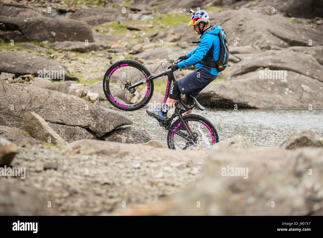 youtube danny macaskill the ridge