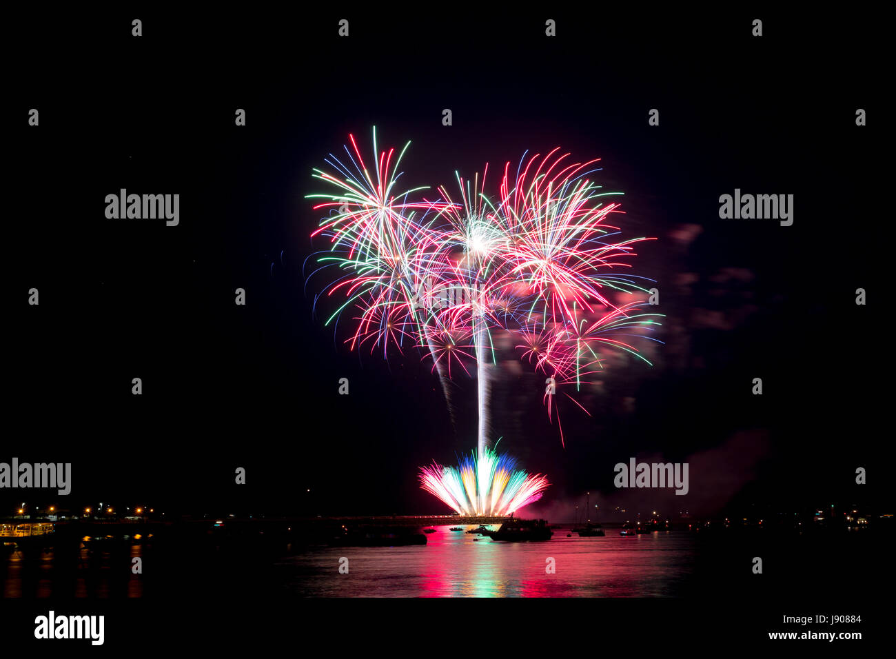 Stunning Fireworks Over The Water From The British Firework 