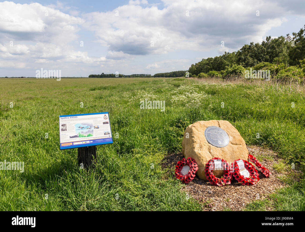 Stone memorial to RAF Wittering Pilot Officer Harold Edwin Penketh Stock Photo