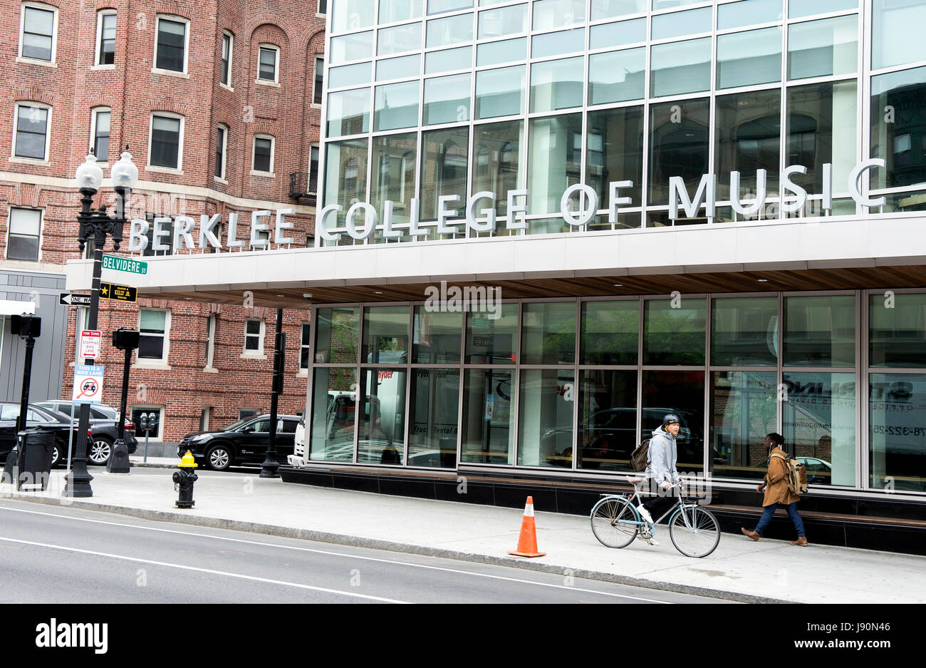 Boston, Massachusetts, USA. 30th May, 2017. The Berklee College of Music in  Boston. Among the notable alumni of Berklee are Diana Krall, Quincy Jones,  Donald Fagen, Esperanza Spalding, John Mayer, St. Vincent,