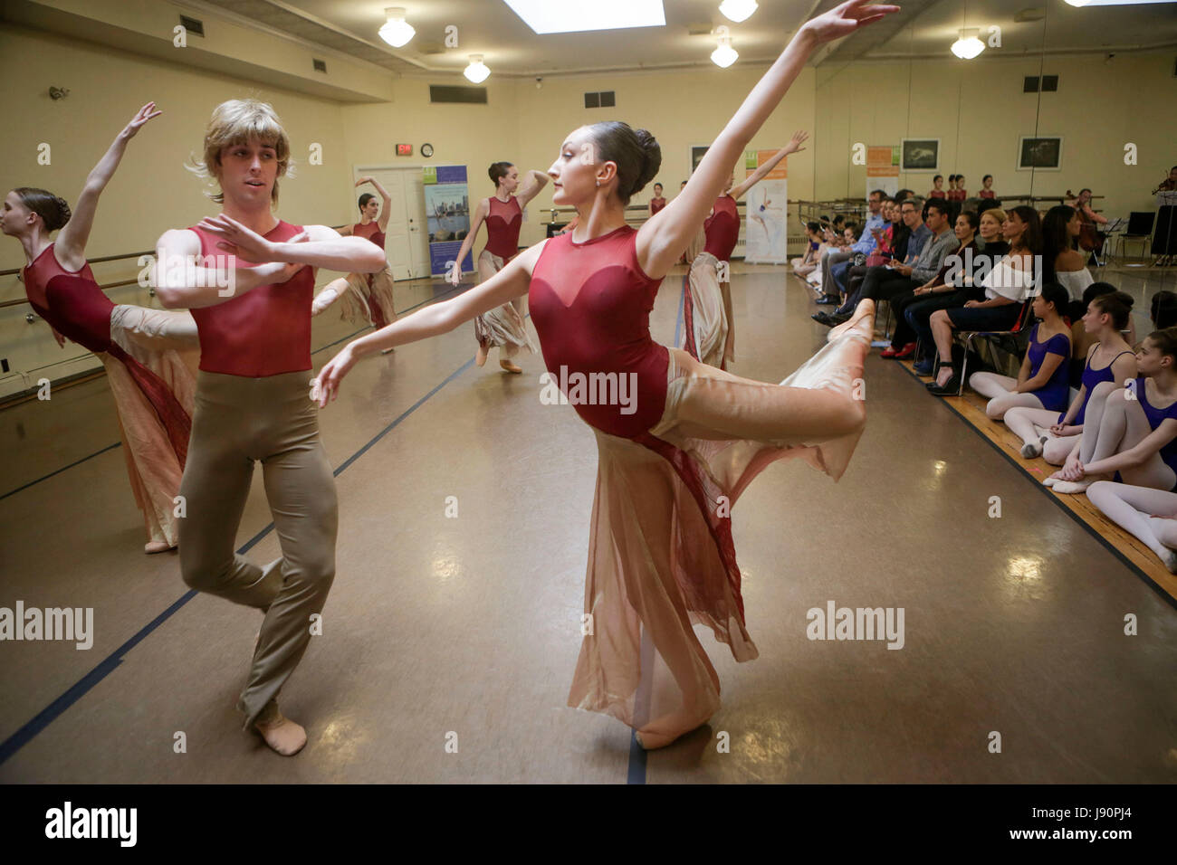 Vancouver, Canada. 30th May, 2017. Dancers from Goh Ballet Academy