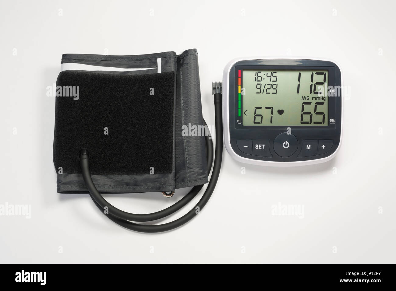 https://c8.alamy.com/comp/J912PY/upper-arm-blood-pressure-monitor-device-isolated-on-white-background-J912PY.jpg