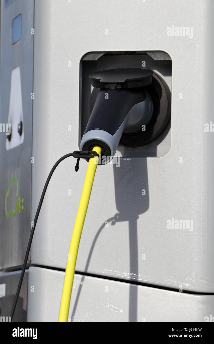 electric vehicle charging station Stock Photo Alamy