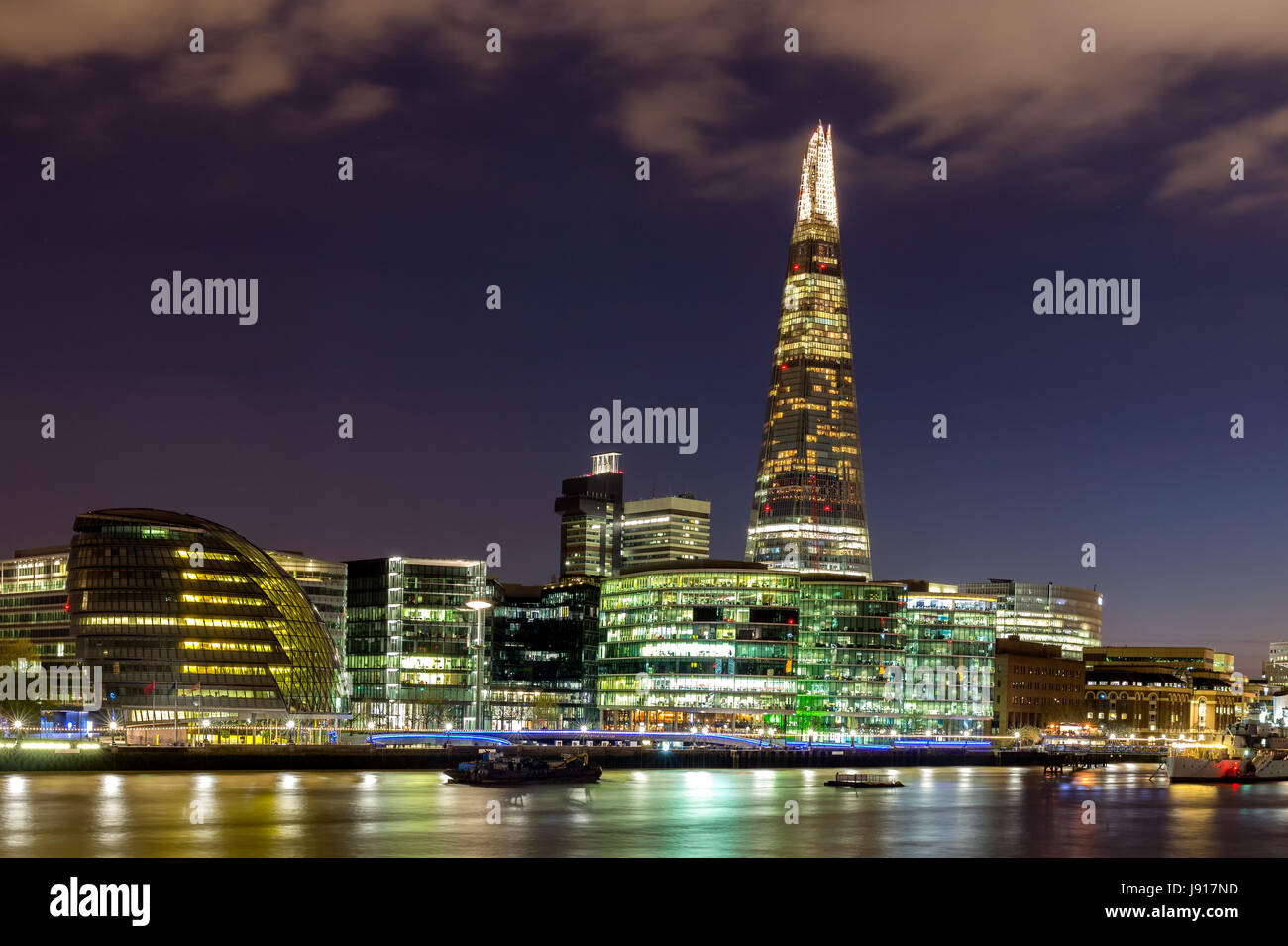 Skyline view of london hi-res stock photography and images - Alamy